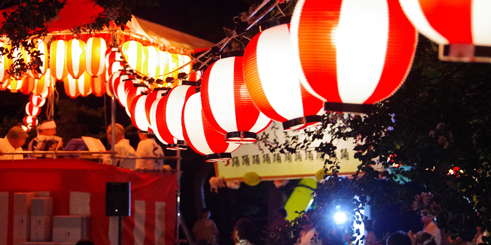 お盆の旅にそっと寄り添う、帰省を快適にするおすすめキャリーケース