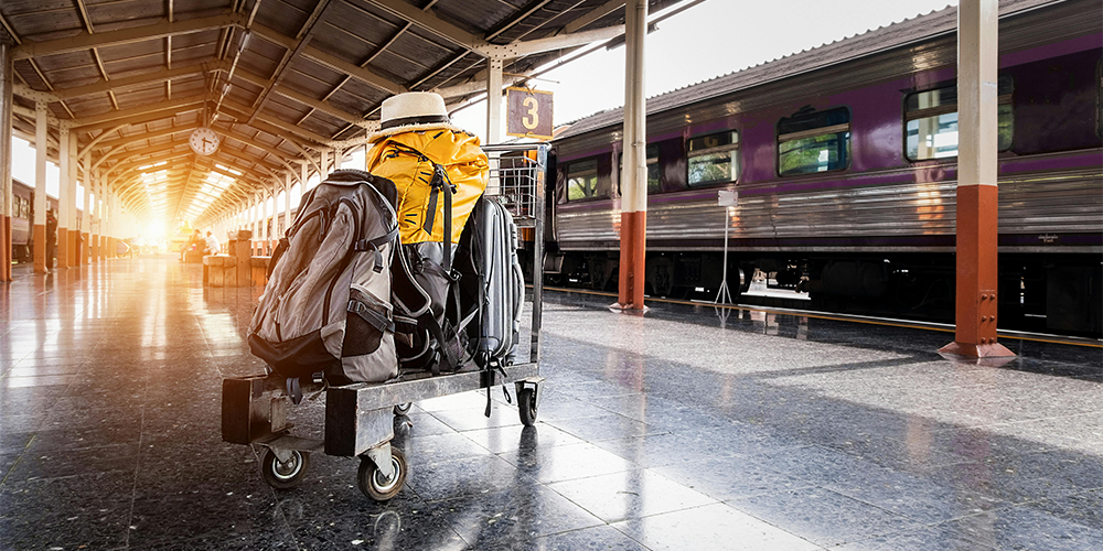 2泊3日の旅行、バッグとキャリーケースどっちがおすすめ?賢い選び方とおすすめアイテム