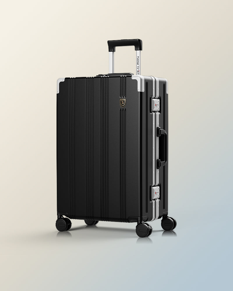 New Trip スーツケース。