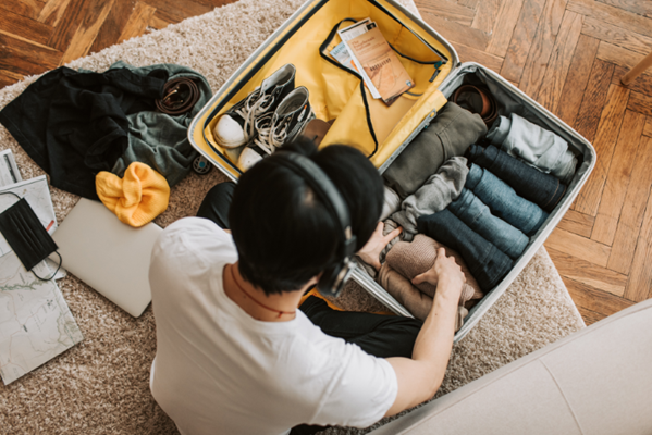 海外旅行に行く男性が一番悩むのは、「服をどのくらい持って行けばいいか?」という点です。