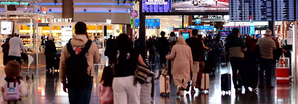 留学・長期滞在では、国内旅行以上に「耐久性」と「利便性」が求められます。