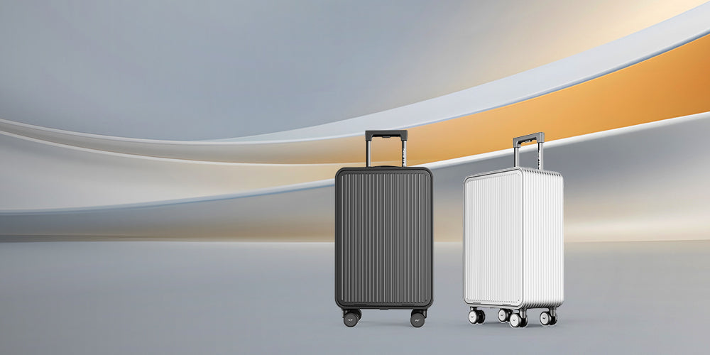魔法のような開閉方式－－ホバー式アルミ・マグネ合金フロントオープンスーツケース