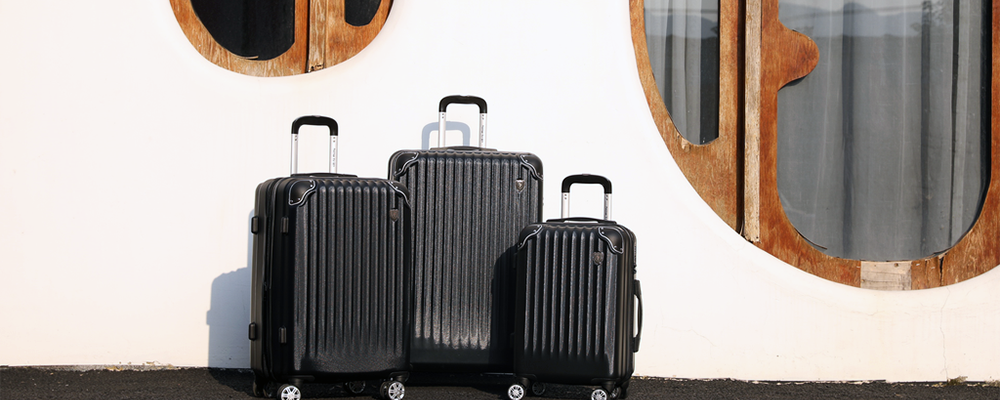 スーツケースの使い心地を左右するのは、キャリーバーを引き出した時の「高さ」です。