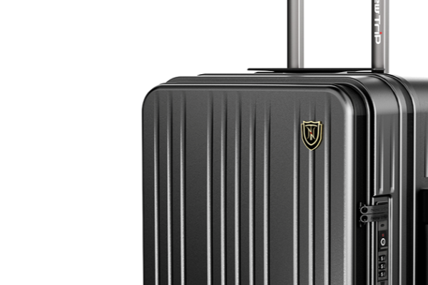 ツヤを抑えた、サラリとした質感です。