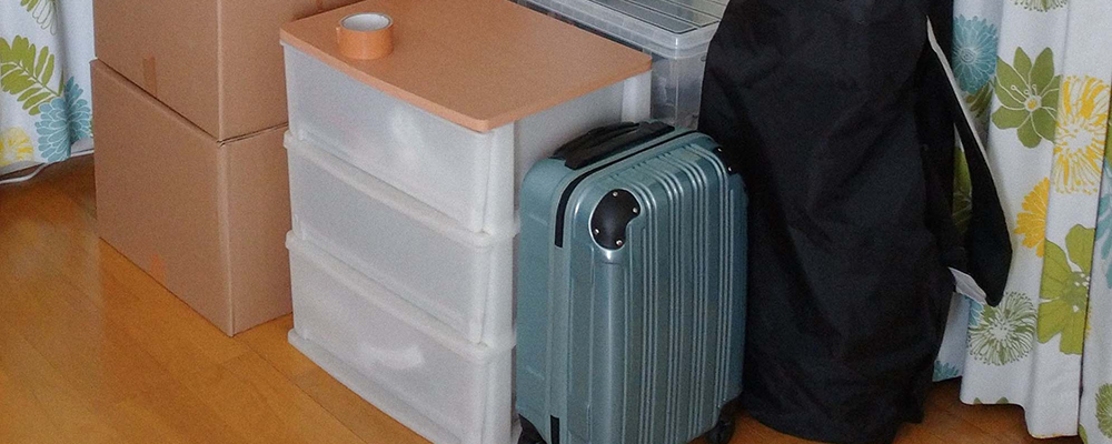 Lサイズのスーツケースは、機内持ち込みはできませんが、その大容量は日常生活で大きな力を発揮します。